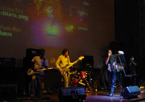 live @ universale